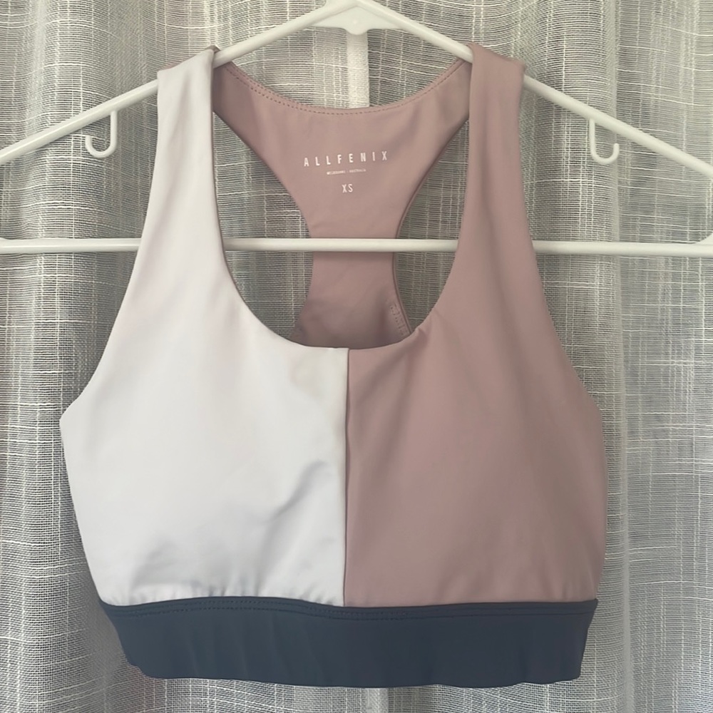 Allfenix Color Block Sports Bra